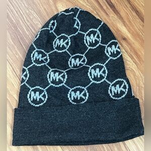 Michael Kors Logo Knit Beanie Hat Gray